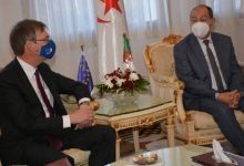 صورة بلحاج ورئيس مفوضية الاتحاد الأوروبي يستعرضان سبل تعزيز العلاقات الثنائية